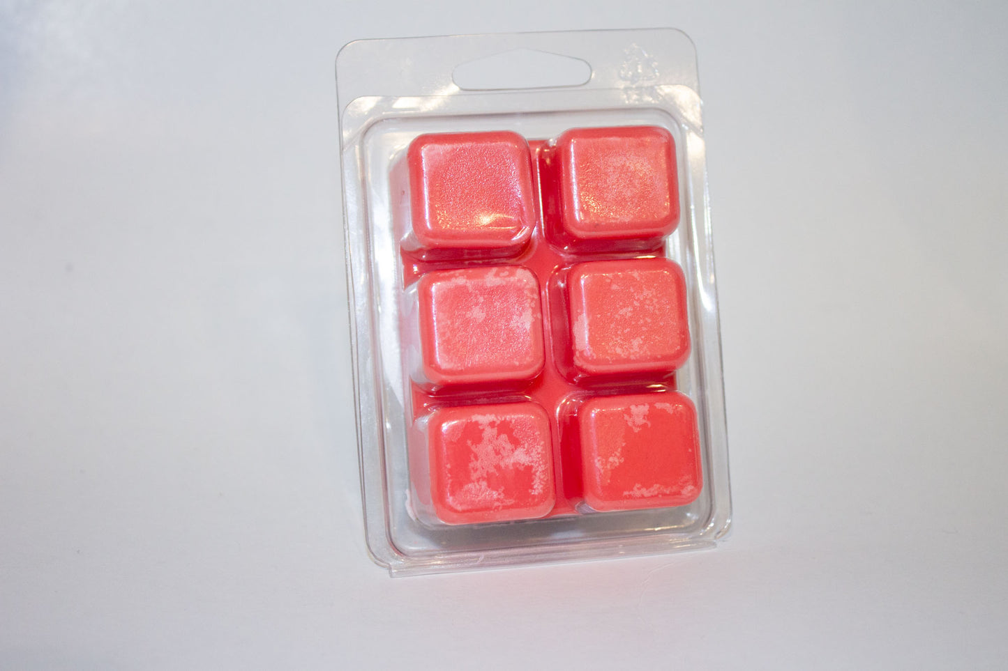 Red Leather - 2.5oz Soy melt cubes