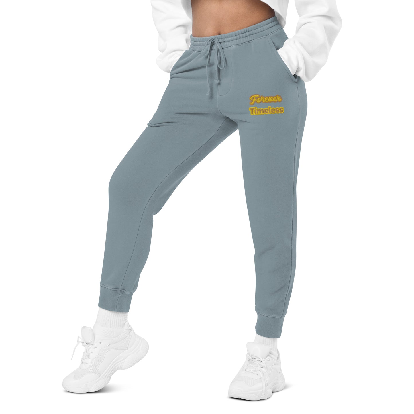 Woman's Timeless pigment-dyed sweatpants